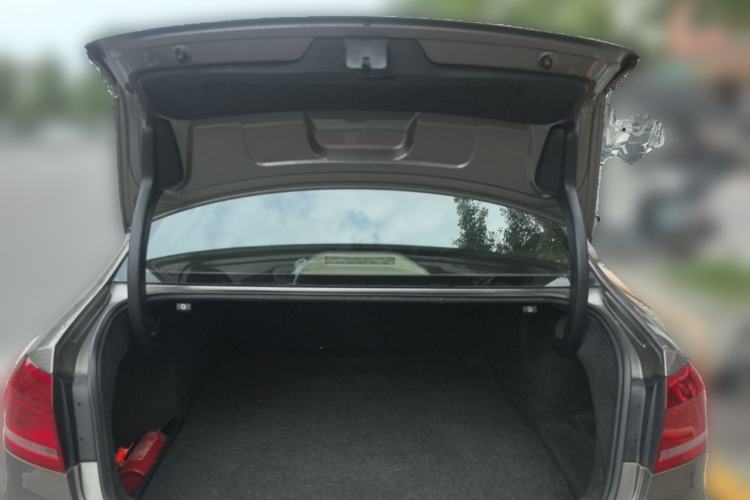 Used Volkswagen Passat 2013 1.8TSI DSG Prestige Edition Trunk