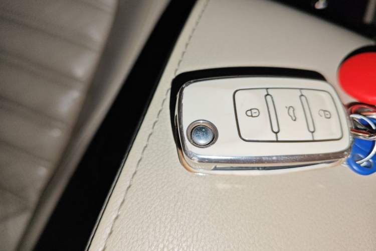 Used Volkswagen Passat 2013 2.0 TSI DSG Prestige Edition Vehicle Key
