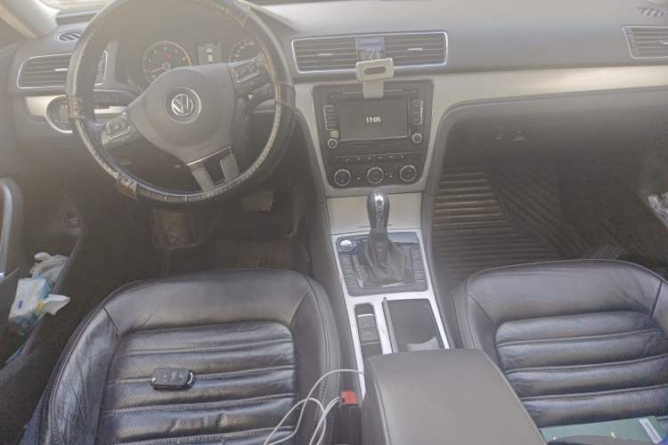 Used Volkswagen Passat 2013 1.8TSI DSG Prestige Edition Center Console