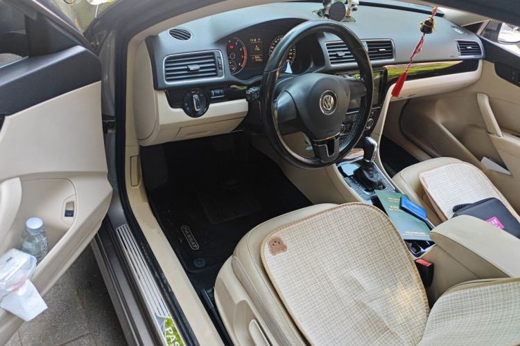 Used Volkswagen Passat 2013 1.8TSI DSG Prestige Edition Driver Seat