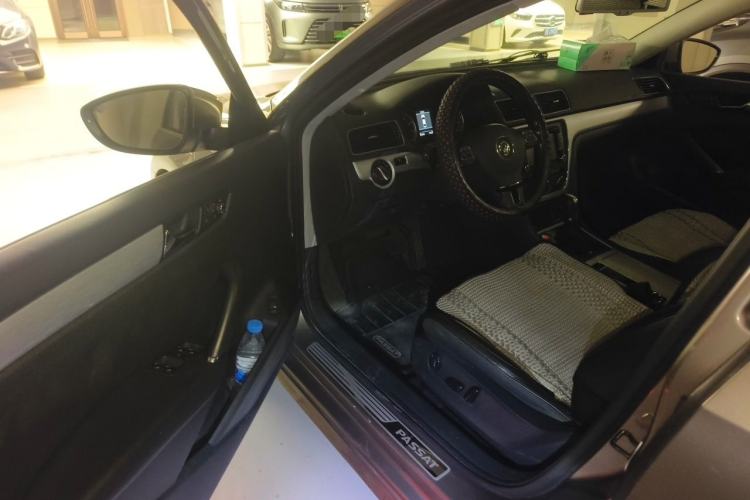 Used Volkswagen Passat 2013 2.0 TSI DSG Prestige Edition Driver Seat