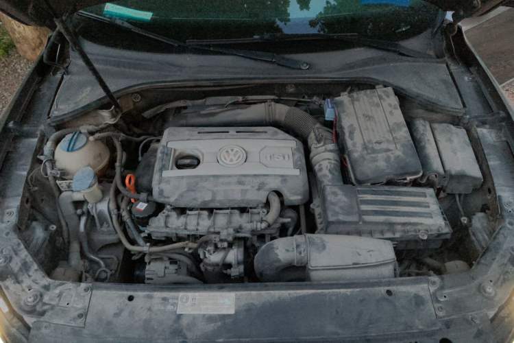 Used Volkswagen Passat 2013 2.0 TSI DSG Ultimate Edition Engine Bay