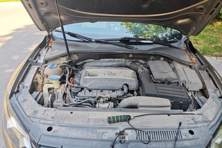 Used Volkswagen Passat 2013 1.8TSI DSG Prestige Edition Engine Bay