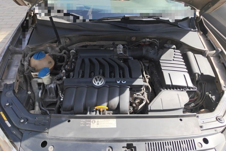 Used Volkswagen Passat 2013 3.0L V6 DSG Flagship Edition Engine Bay