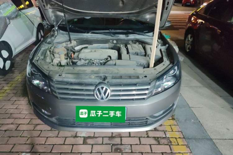 Used Volkswagen Passat 2013 1.8TSI DSG Prestige Edition Engine Bay Left