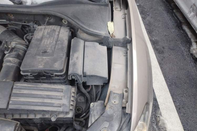 Used Volkswagen Passat 2013 1.8TSI DSG Prestige Edition Engine Bay Left