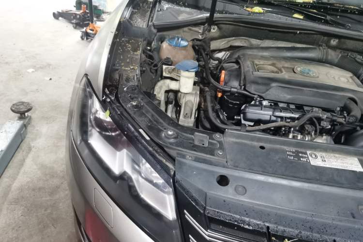Used Volkswagen Passat 2013 2.0 TSI DSG Prestige Edition Engine Bay Right