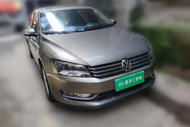 Used Volkswagen Passat 2013 1.8TSI DSG Prestige Edition Front Right 45 Deg