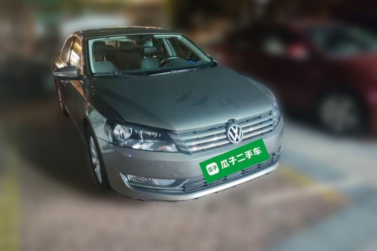Used Volkswagen Passat 2013 1.8TSI DSG Prestige Edition Front Right 45 Deg