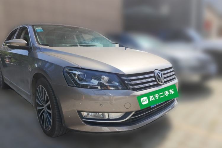 Used Volkswagen Passat 2013 3.0L V6 DSG Flagship Edition Front Right 45 Deg