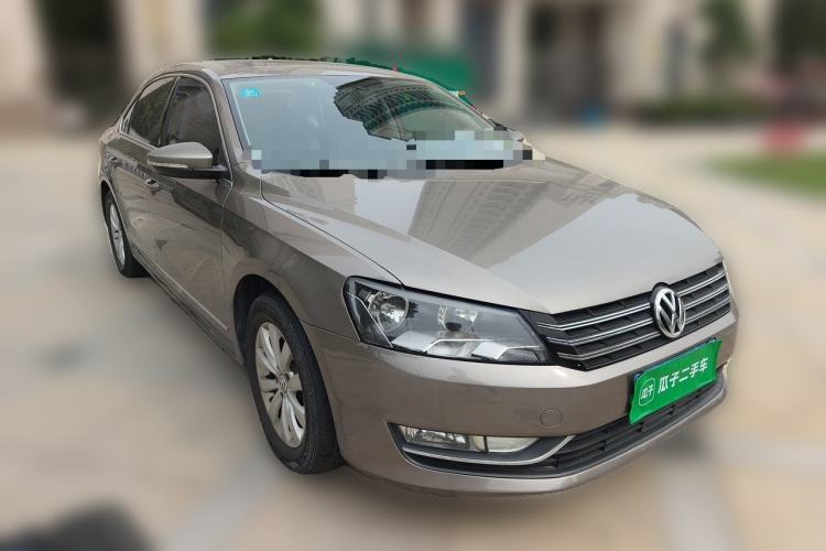 Used Volkswagen Passat 2013 1.8TSI DSG Prestige Edition Front Right 45 Deg