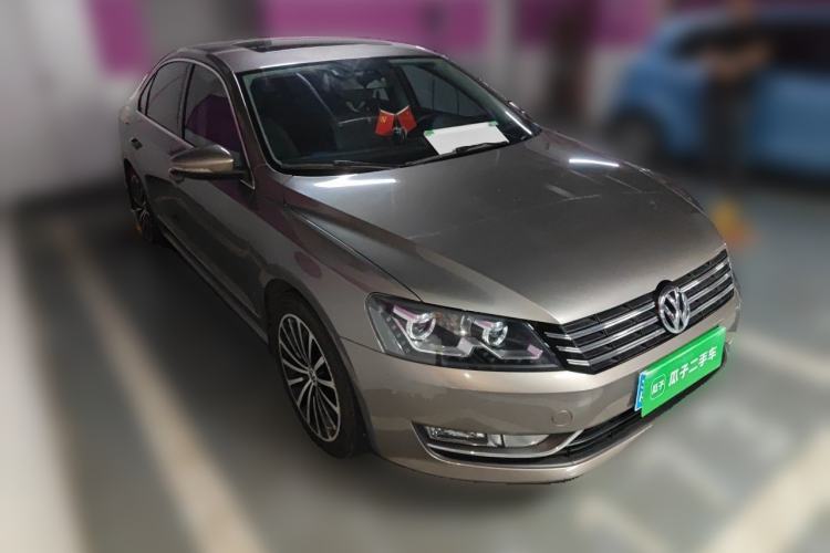 Used Volkswagen Passat 2013 1.4 TSI DSG Prestige Edition Front Right 45 Deg