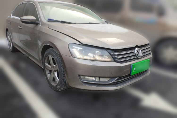 Used Volkswagen Passat 2013 1.8TSI DSG Prestige Edition Front Right 45 Deg