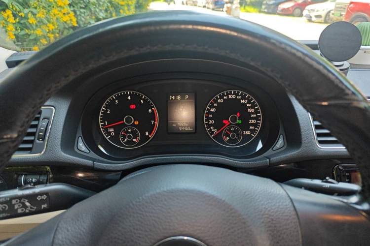 Used Volkswagen Passat 2013 1.8TSI DSG Prestige Edition Instrument Cluster