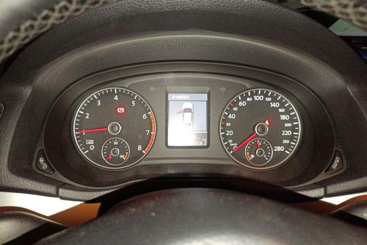 Used Volkswagen Passat 2013 1.8TSI DSG Prestige Edition Instrument Cluster