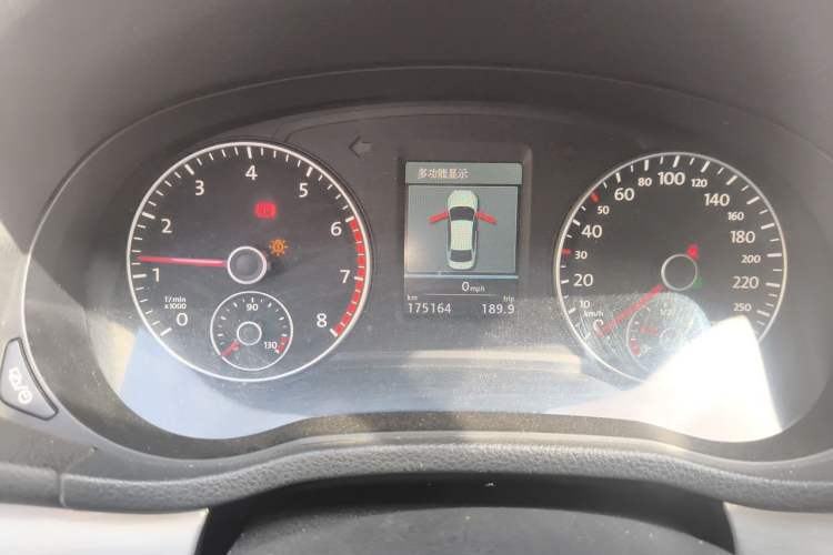 Used Volkswagen Passat 2013 1.8TSI DSG Prestige Edition Instrument Cluster