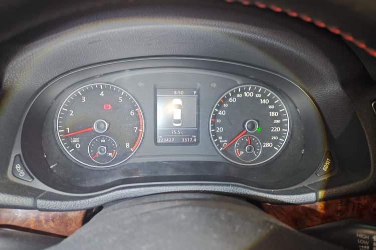 Used Volkswagen Passat 2013 1.8TSI DSG Prestige Edition Instrument Cluster