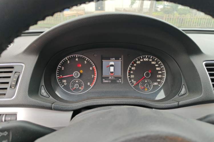 Used Volkswagen Passat 2013 1.8TSI DSG Prestige Edition Instrument Cluster