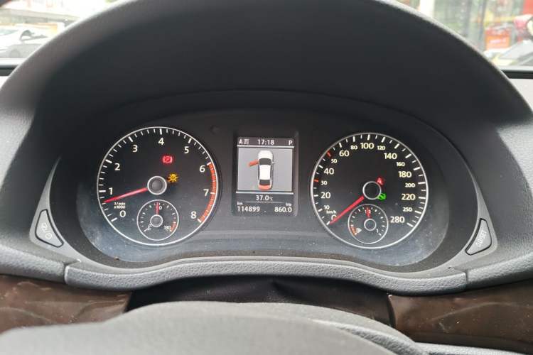 Used Volkswagen Passat 2013 3.0L V6 DSG Flagship Deluxe Edition Instrument Cluster
