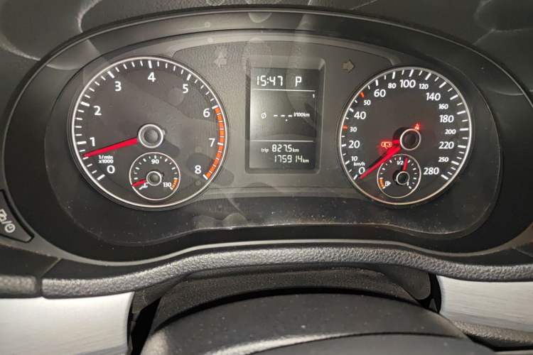 Used Volkswagen Passat 2013 1.4 TSI DSG Prestige Edition Instrument Cluster