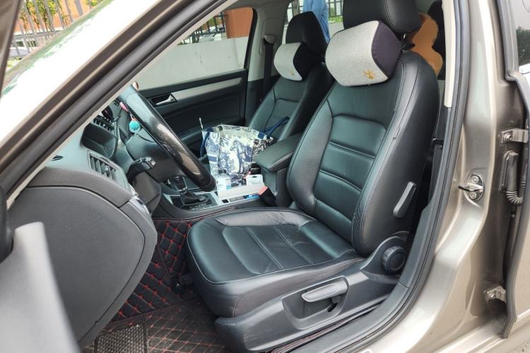Used Volkswagen Passat 2013 1.4 TSI DSG Prestige Edition Left Front Seat
