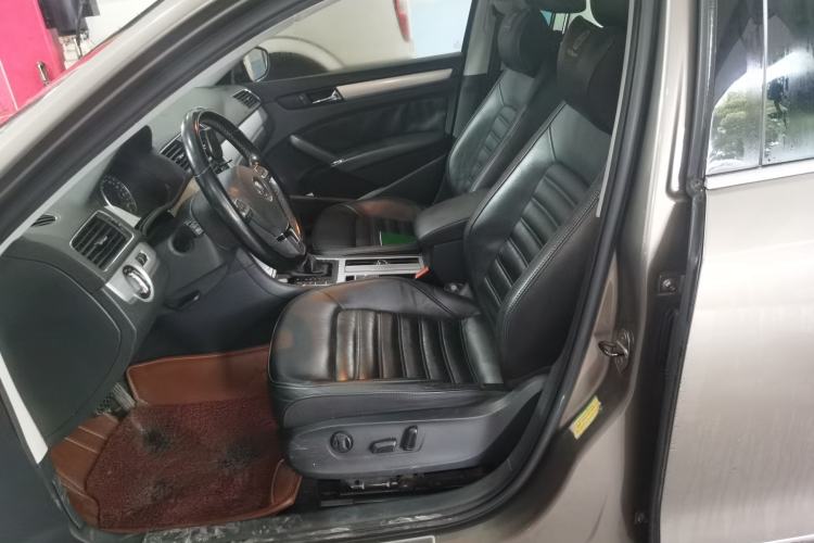 Used Volkswagen Passat 2013 2.0 TSI DSG Prestige Edition Left Front Seat