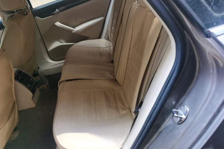 Used Volkswagen Passat 2013 1.8TSI DSG Prestige Edition Left Rear Seat