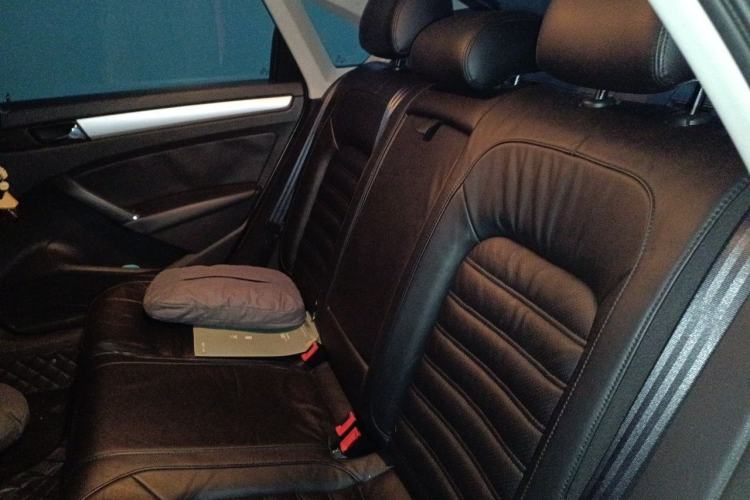 Used Volkswagen Passat 2013 1.8TSI DSG Prestige Edition Left Rear Seat
