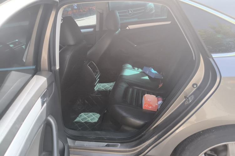 Used Volkswagen Passat 2013 1.8TSI DSG Prestige Edition Left Rear Seat