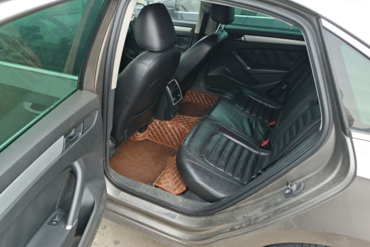Used Volkswagen Passat 2013 1.8TSI DSG Prestige Edition Left Rear Seat