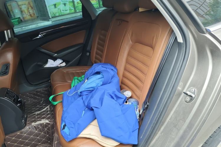 Used Volkswagen Passat 2013 3.0L V6 DSG Flagship Deluxe Edition Left Rear Seat