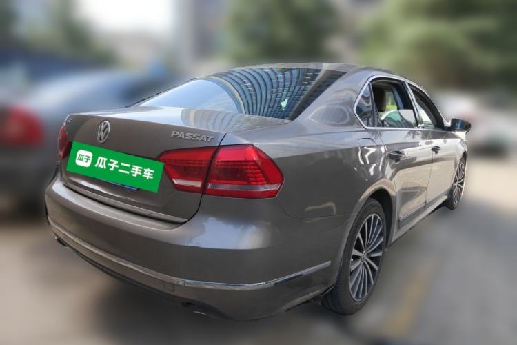 Used Volkswagen Passat 2013 3.0L V6 DSG Flagship Edition Rear Right 45 Deg