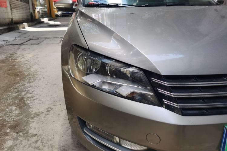 Used Volkswagen Passat 2013 1.8TSI DSG Prestige Edition Right Front Headlight