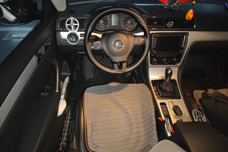Used Volkswagen Passat 2013 1.4 TSI DSG Prestige Edition Steering Wheel