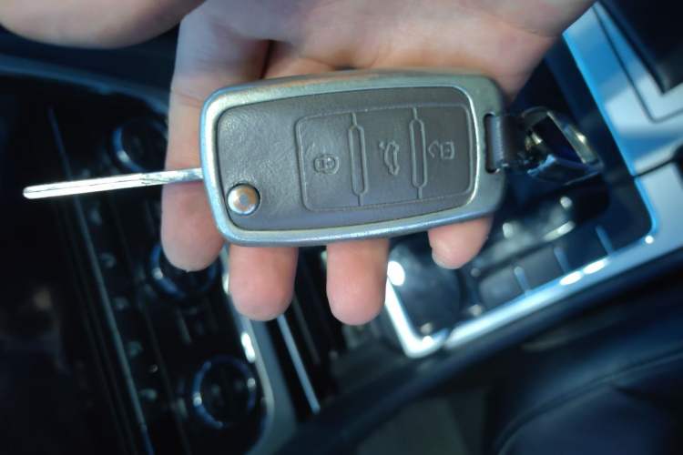 Used Volkswagen Passat 2013 1.8TSI DSG Prestige Edition Vehicle Key
