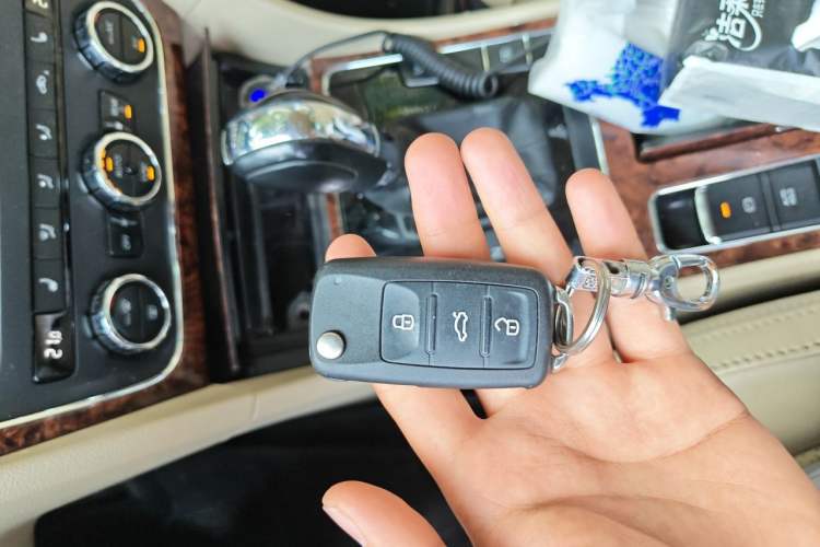 Used Volkswagen Passat 2013 1.8TSI DSG Prestige Edition Vehicle Key