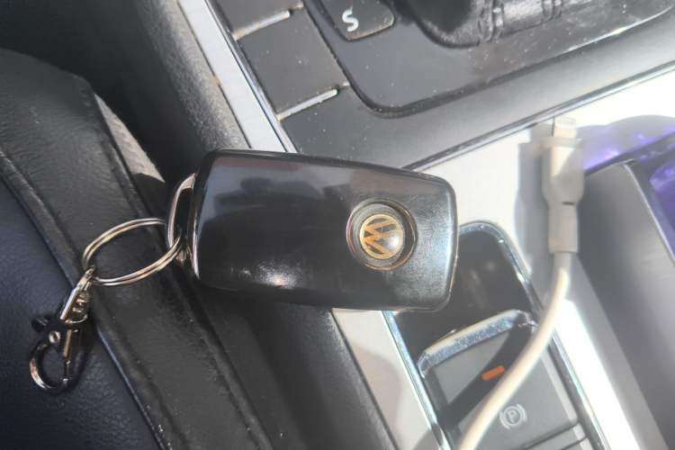 Used Volkswagen Passat 2013 1.8TSI DSG Prestige Edition Vehicle Key