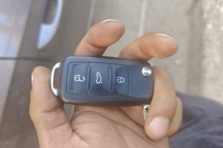 Used Volkswagen Passat 2013 1.8TSI DSG Prestige Edition Vehicle Key