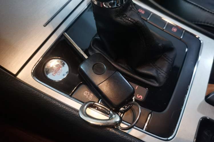 Used Volkswagen Passat 2013 2.0 TSI DSG Prestige Edition Vehicle Key