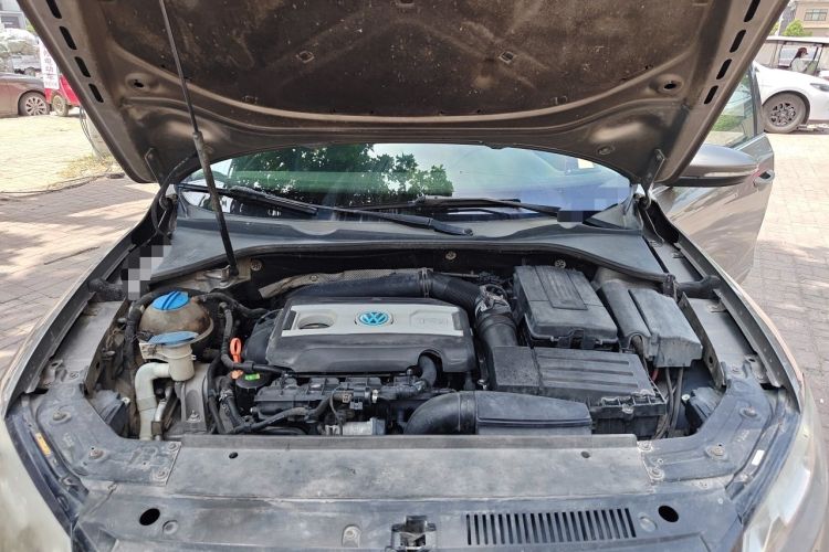Used Volkswagen Passat 2013 1.8TSI DSG Ultimate Edition Engine Bay