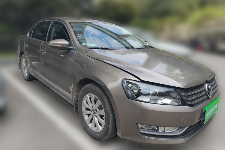 Used Volkswagen Passat 2013 1.8TSI DSG Prestige Edition Front Right 45 Deg
