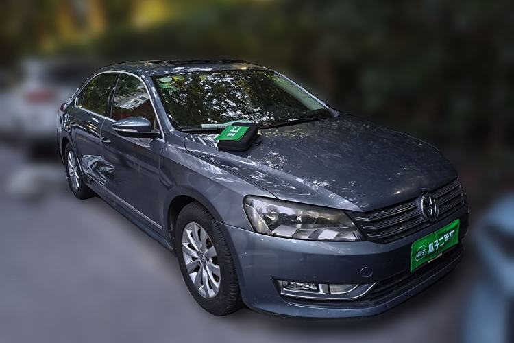 Used Volkswagen Passat 2013 1.8TSI DSG Prestige Edition Front Right 45 Deg