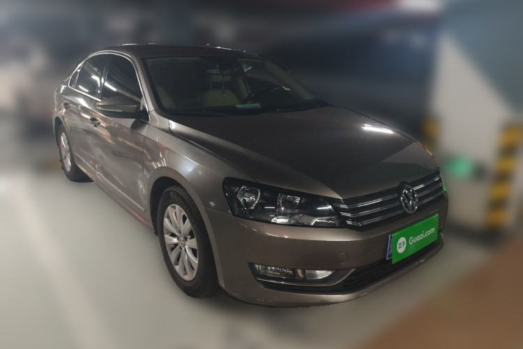 Used Volkswagen Passat 2013 1.8TSI DSG Prestige Edition Front Right 45 Deg