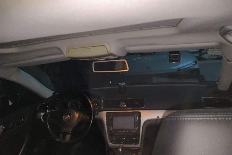 Used Volkswagen Passat 2013 1.8TSI DSG Prestige Edition Headliner