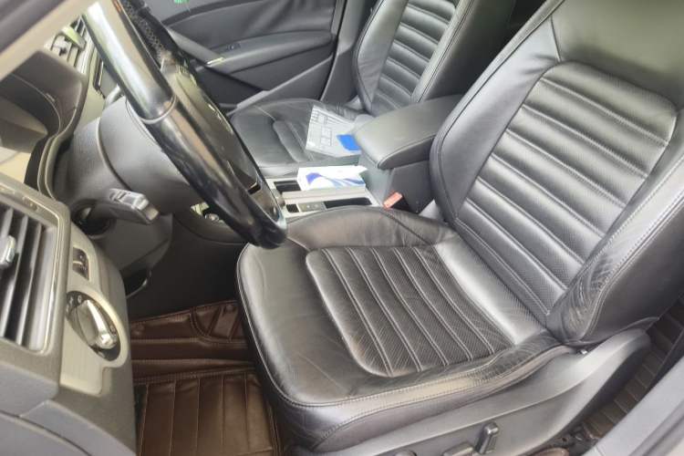 Used Volkswagen Passat 2013 2.0 TSI DSG Prestige Edition Left Front Seat