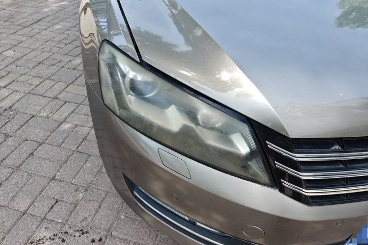 Used Volkswagen Passat 2013 1.8TSI DSG Ultimate Edition Right Front Headlight