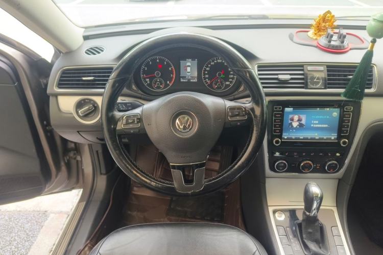 Used Volkswagen Passat 2013 2.0 TSI DSG Prestige Edition Steering Wheel