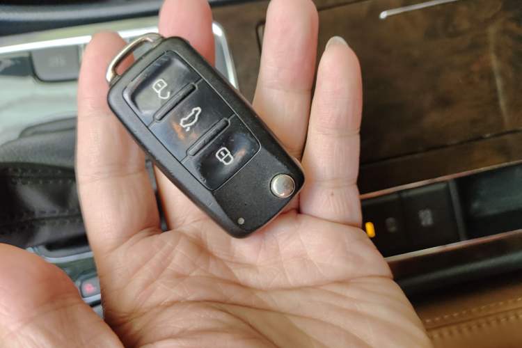 Used Volkswagen Passat 2013 3.0L V6 DSG Flagship Edition Vehicle Key