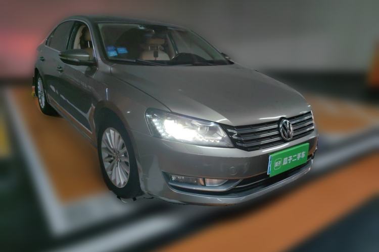 Used Volkswagen Passat 2013 2.0 TSI DSG Prestige Edition Front Right 45 Deg