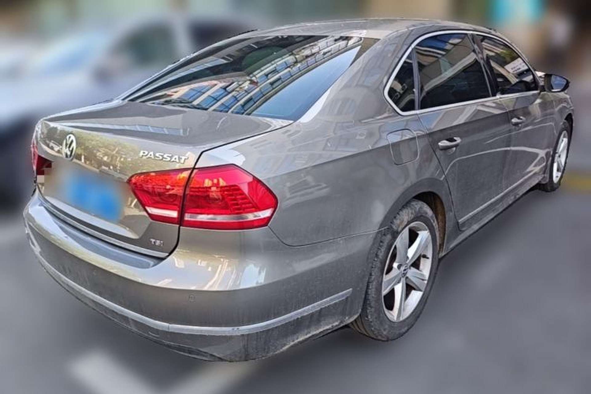 Used Volkswagen Passat 2013 1.8TSI DSG Prestige Edition Rear Right 45 Deg